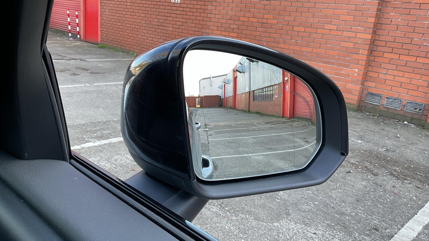 Used Volvo XC40 2025 for sale - 78157293: Photo 32