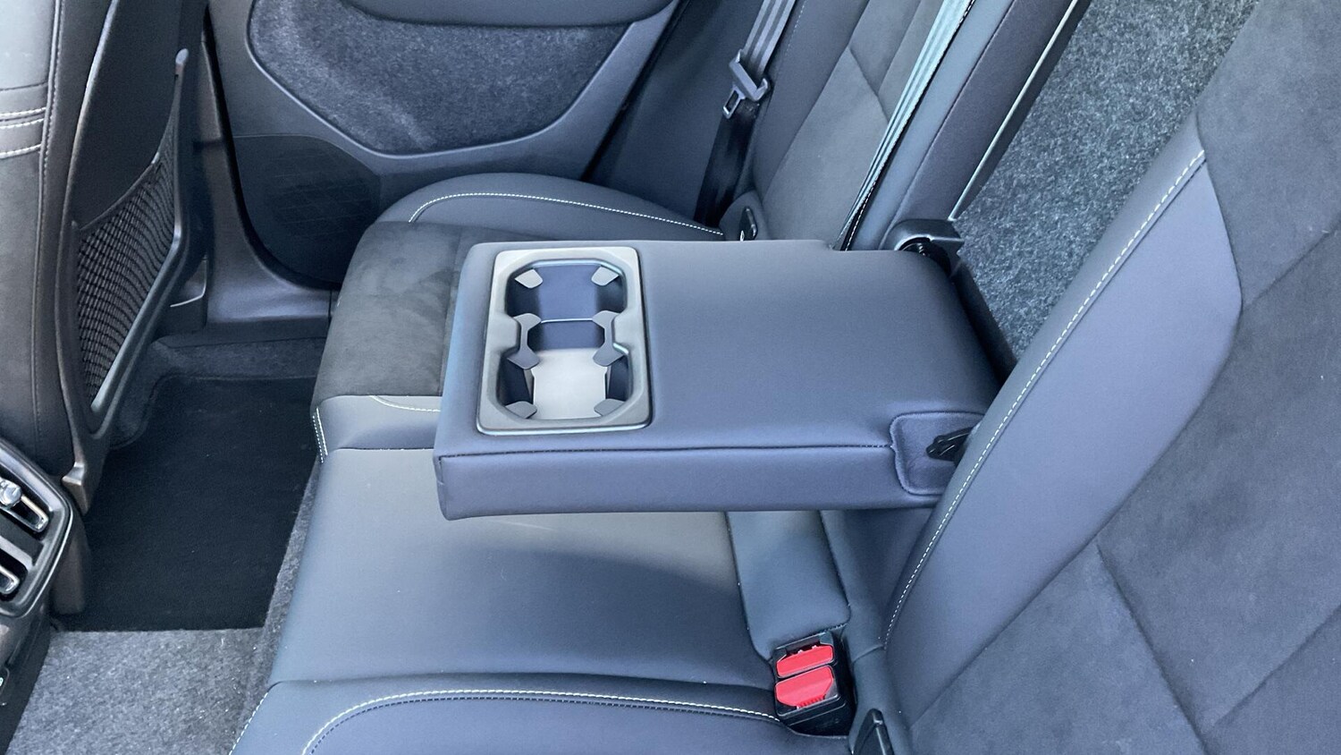 Used Volvo XC40 2025 for sale - 78157293: Photo 34