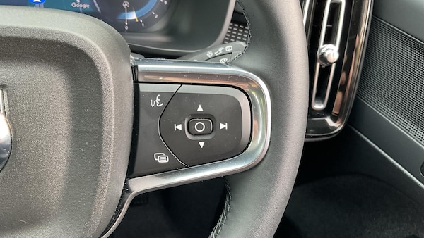 Used Volvo XC40 2024 for sale - 76296105: Photo 23