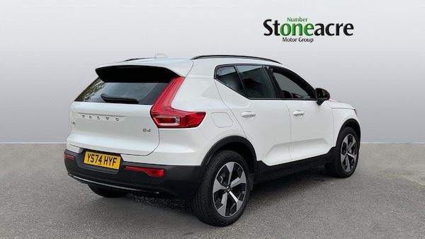 Used Volvo XC40 2024 for sale - 76296105: Photo 2