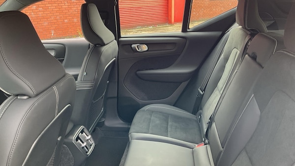 Used Volvo XC40 2024 for sale - 76296105: Photo 34