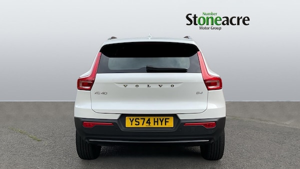 Used Volvo XC40 2024 for sale - 76296105: Photo 8