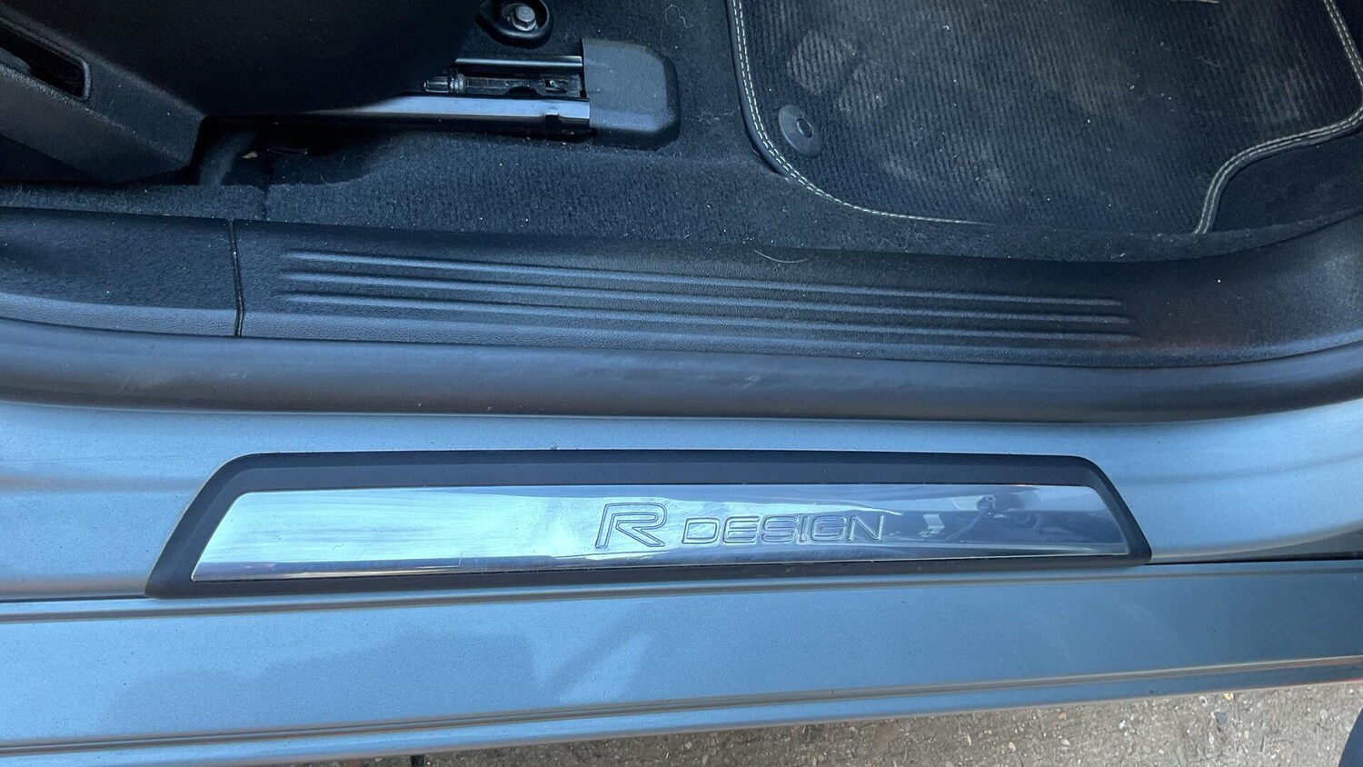 Used Volvo V40 2017 for sale - 77839570: Photo 25