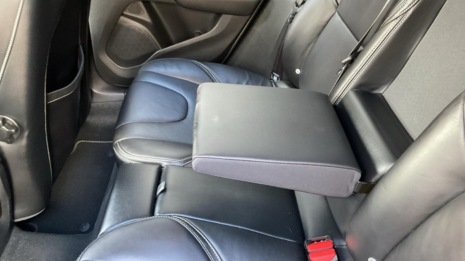 Used Volvo V40 2017 for sale - 77839570: Photo 34