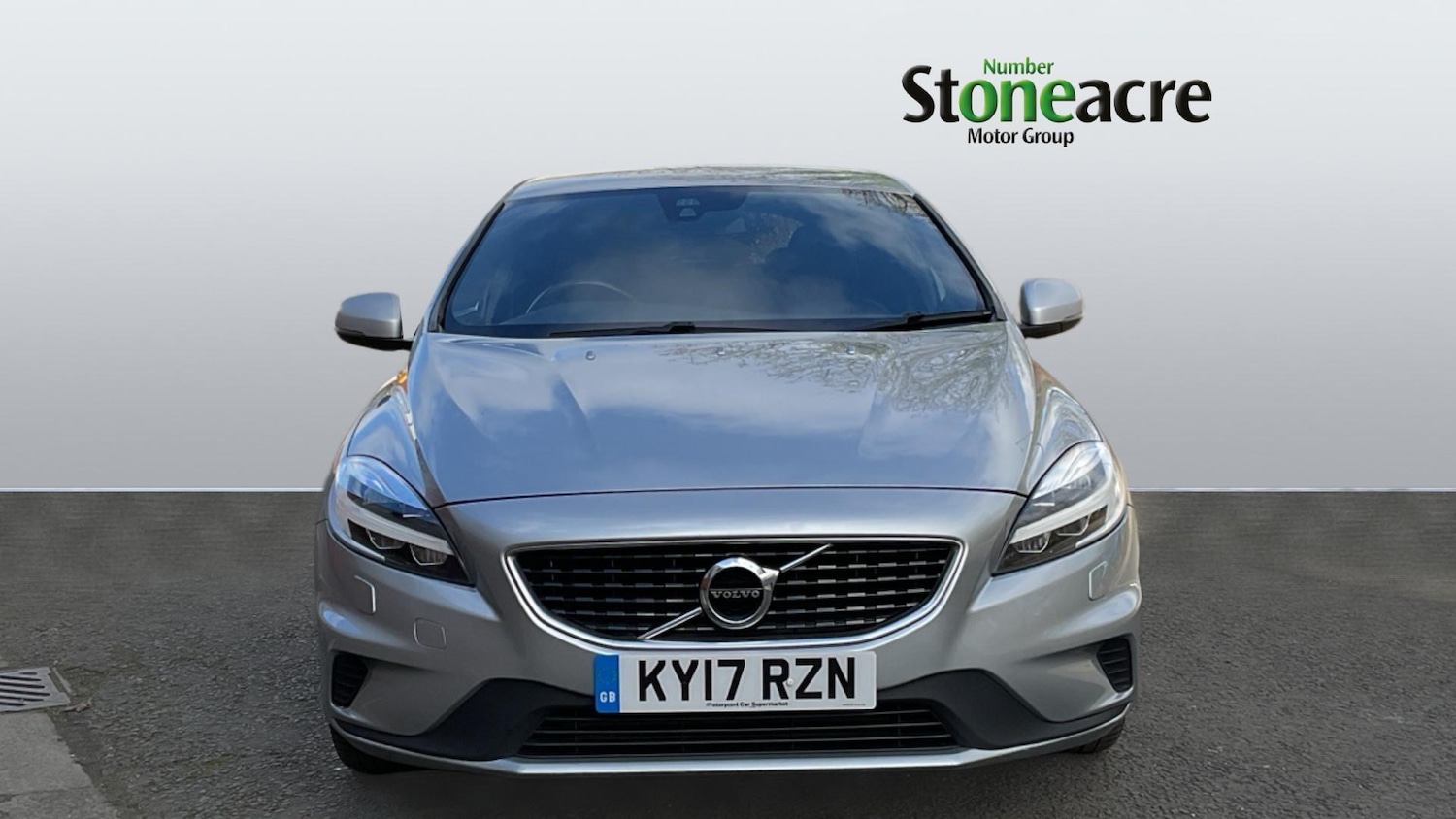 Used Volvo V40 2017 for sale - 77839570: Photo 8