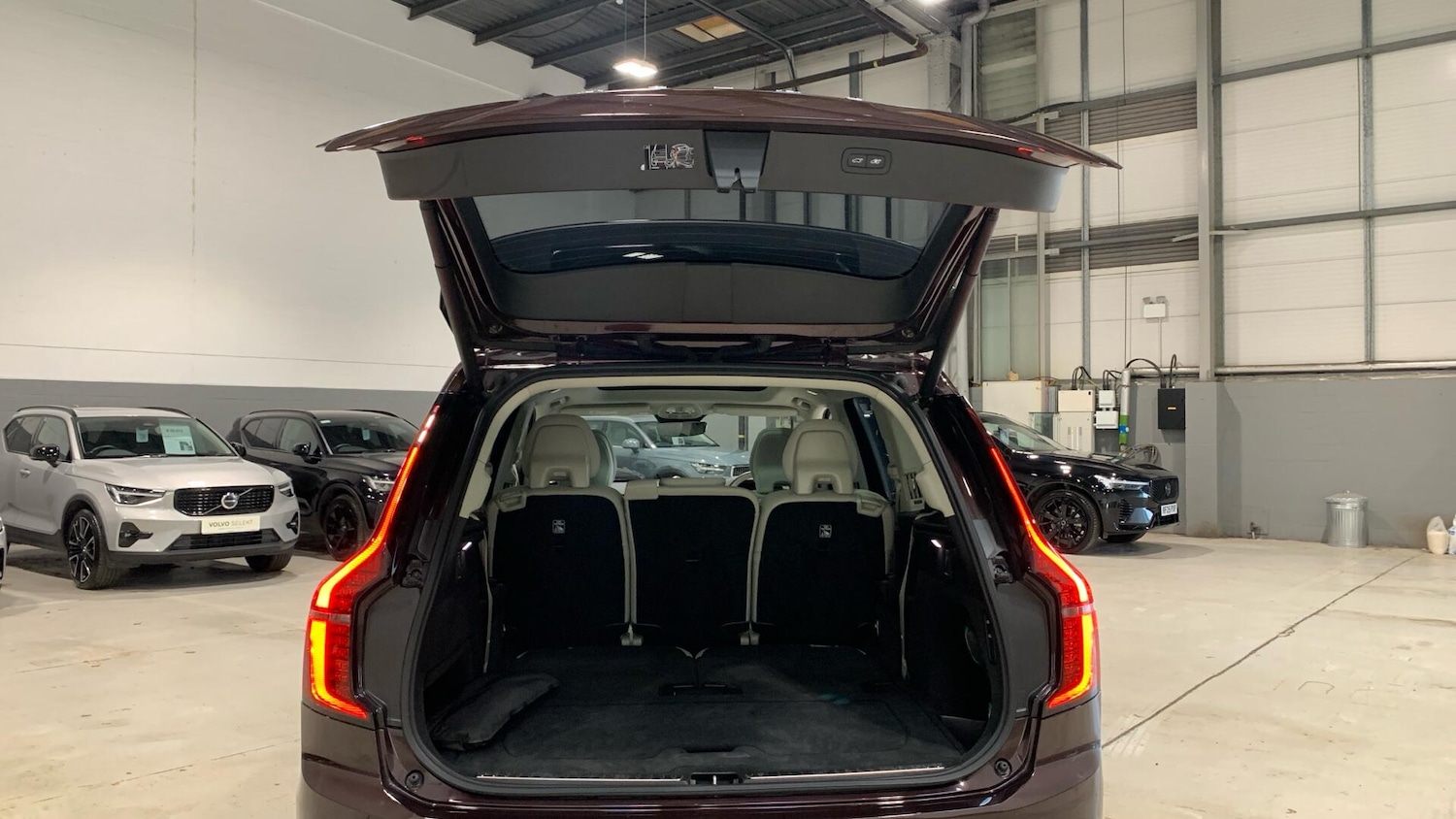 Used Volvo XC90 2025 for sale - 77598047: Photo 13