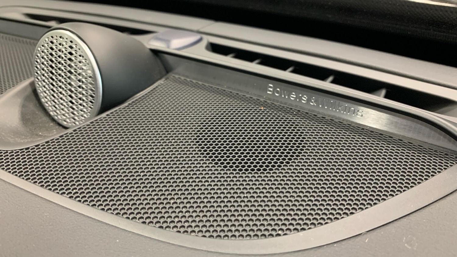 Used Volvo XC90 2025 for sale - 77598047: Photo 25