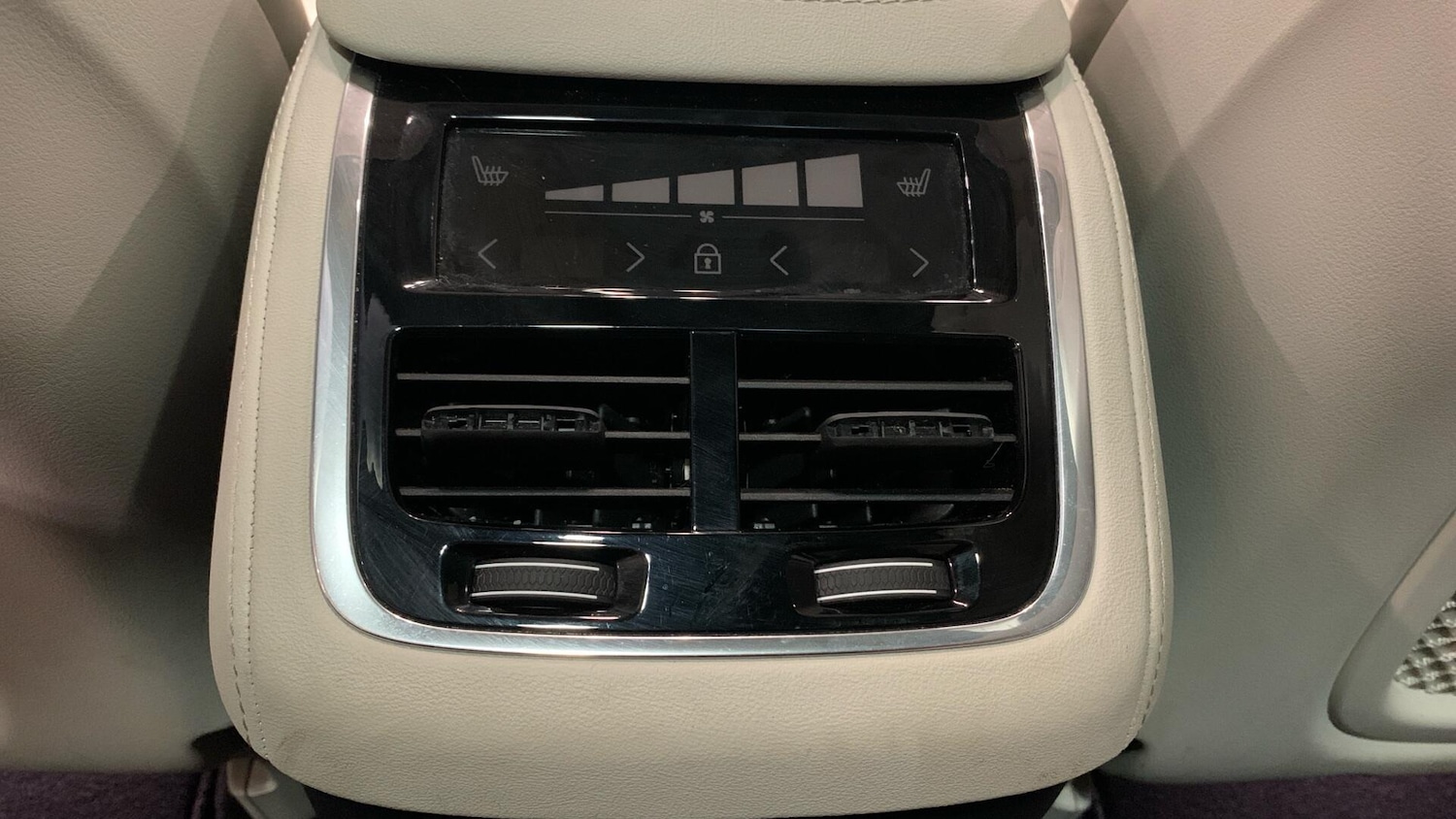 Used Volvo XC90 2025 for sale - 77598047: Photo 36