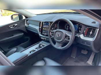 Used Volvo XC60 2023 for sale - 78307206: Photo