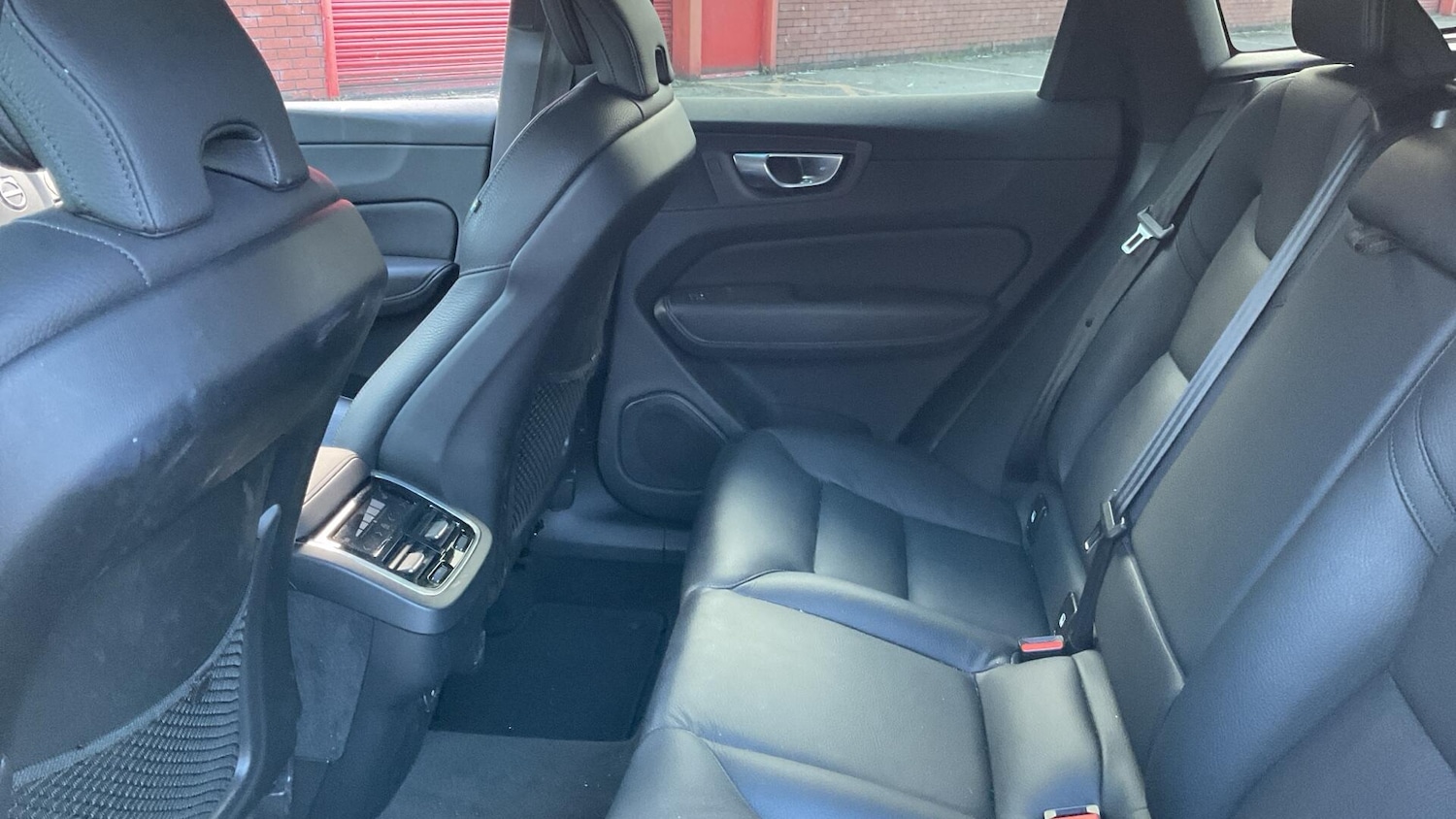 Used Volvo XC60 2023 for sale - 76072264: Photo 33