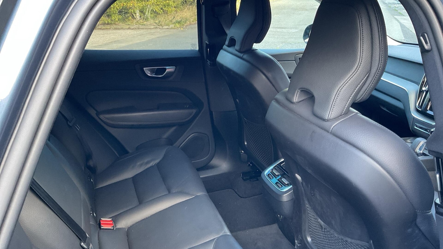 Used Volvo XC60 2023 for sale - 76072264: Photo 6