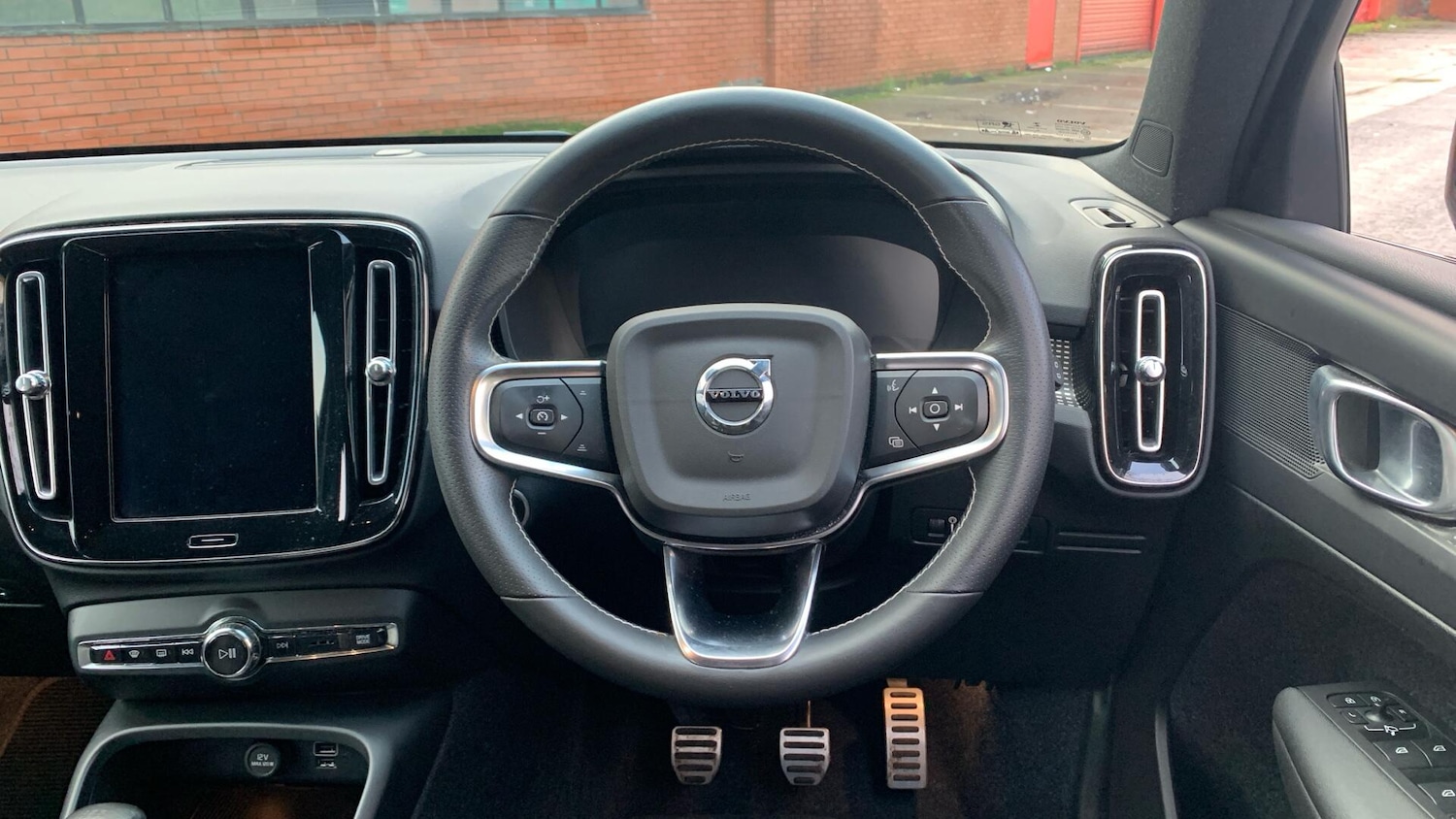 Used Volvo XC40 2020 for sale - 77254570: Photo 10