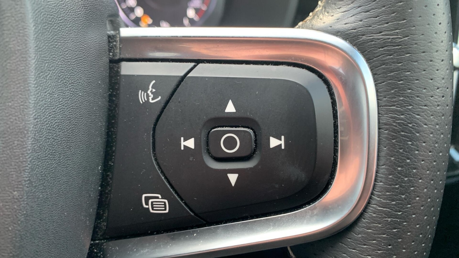 Used Volvo XC40 2020 for sale - 77254570: Photo 22