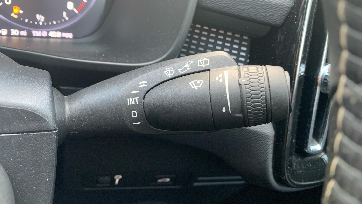 Used Volvo XC40 2020 for sale - 77254570: Photo 23