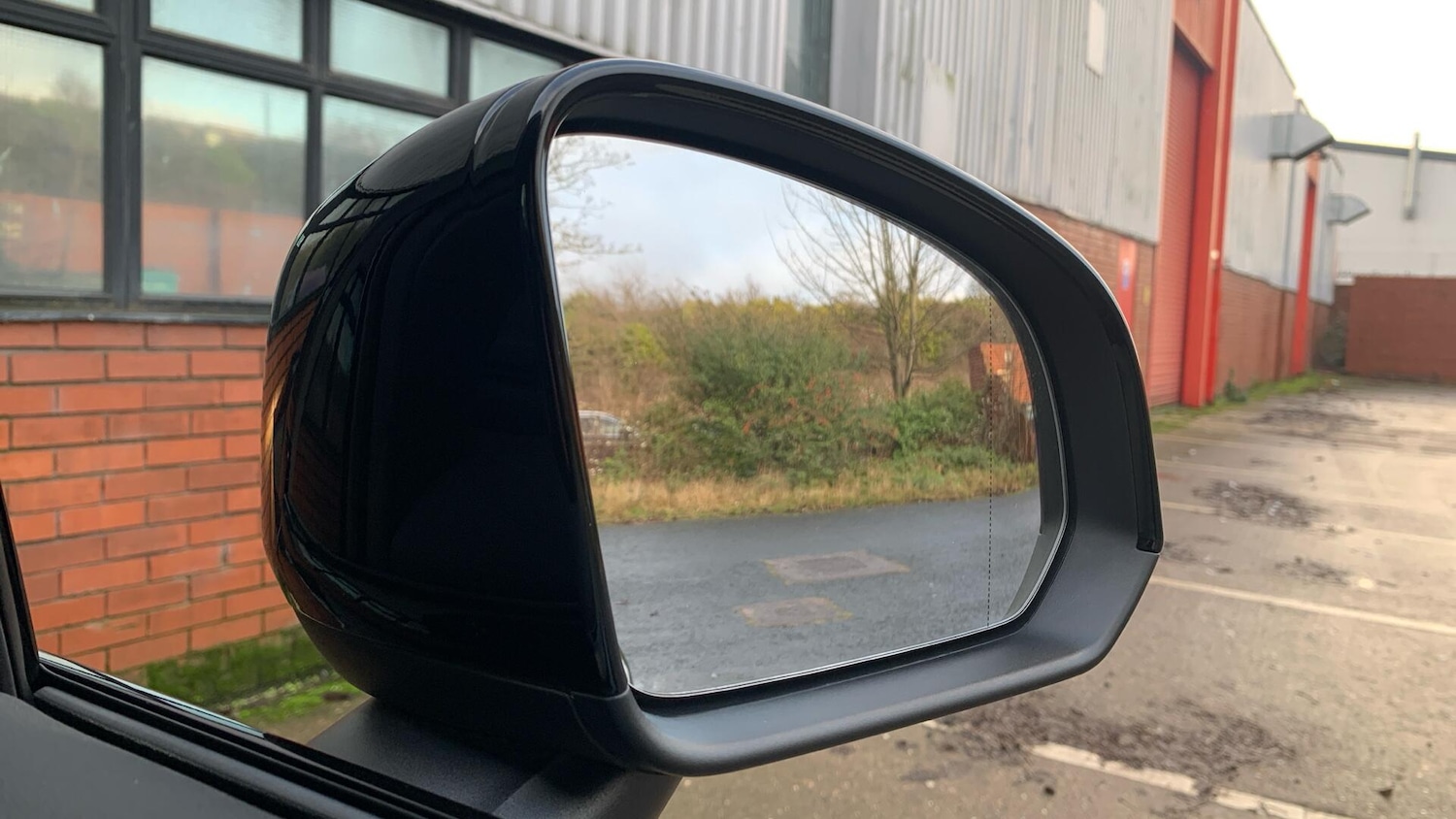 Used Volvo XC40 2020 for sale - 77254570: Photo 32