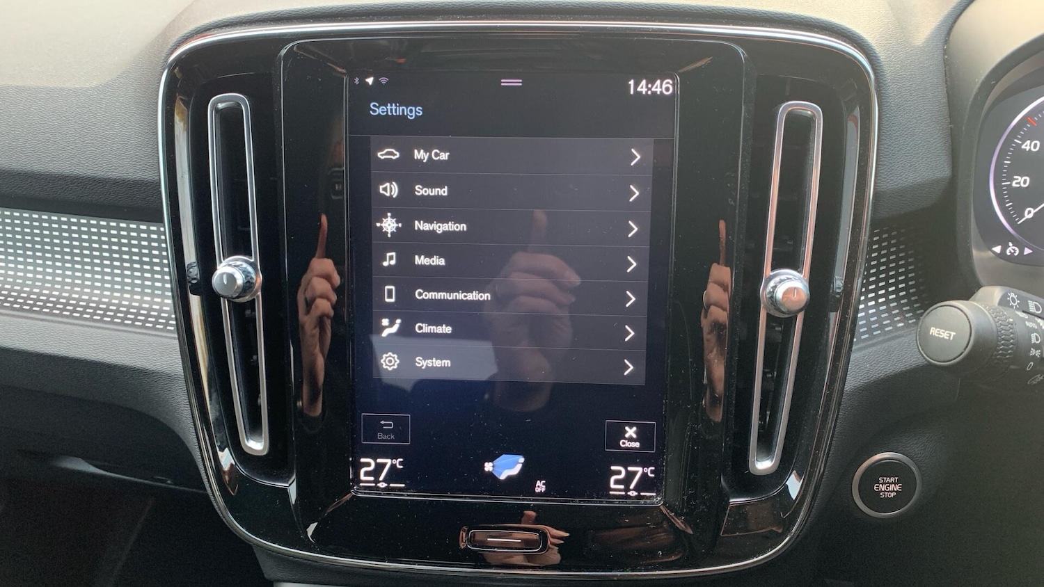 Used Volvo XC40 2020 for sale - 77254570: Photo 38