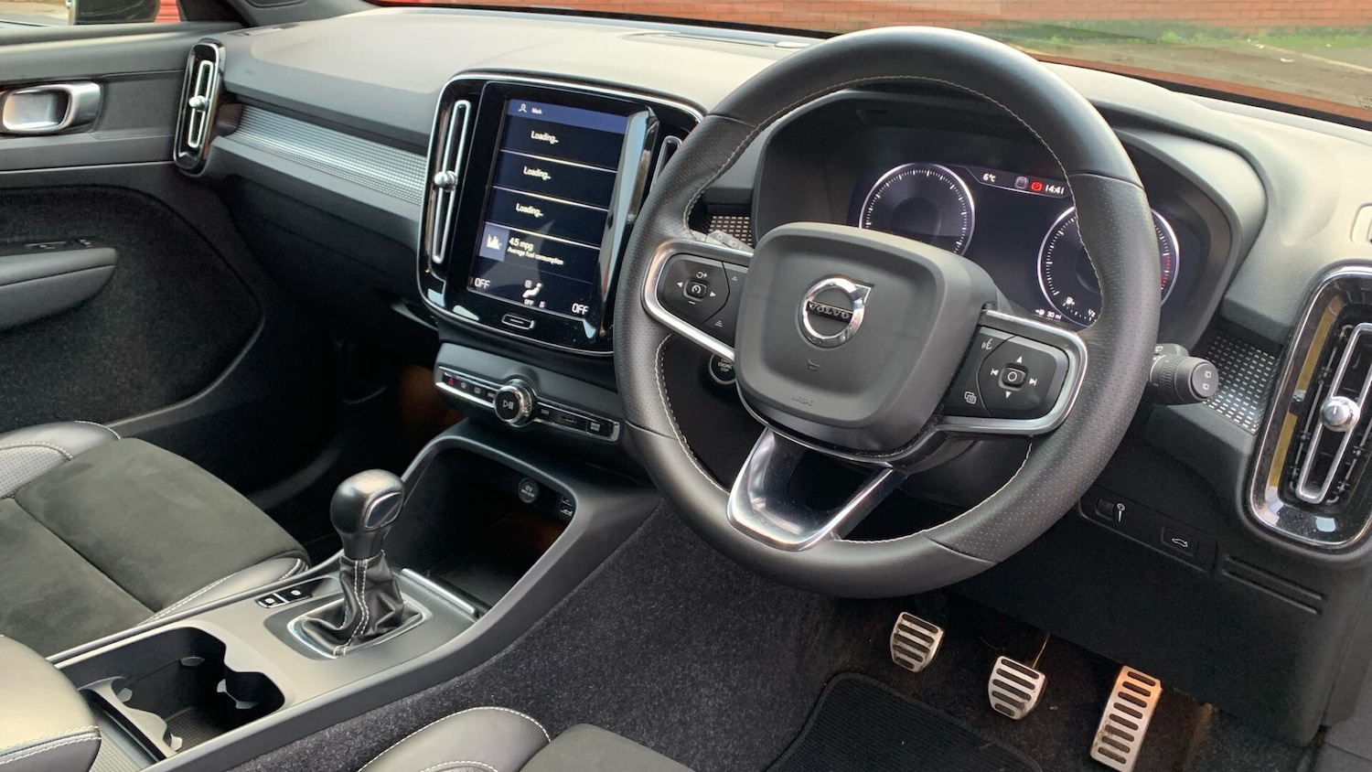 Used Volvo XC40 2020 for sale - 77254570: Photo 4