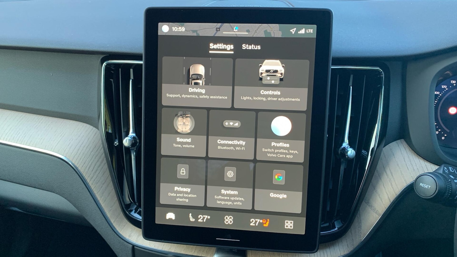 Used Volvo XC60 2025 for sale - 77230398: Photo 17