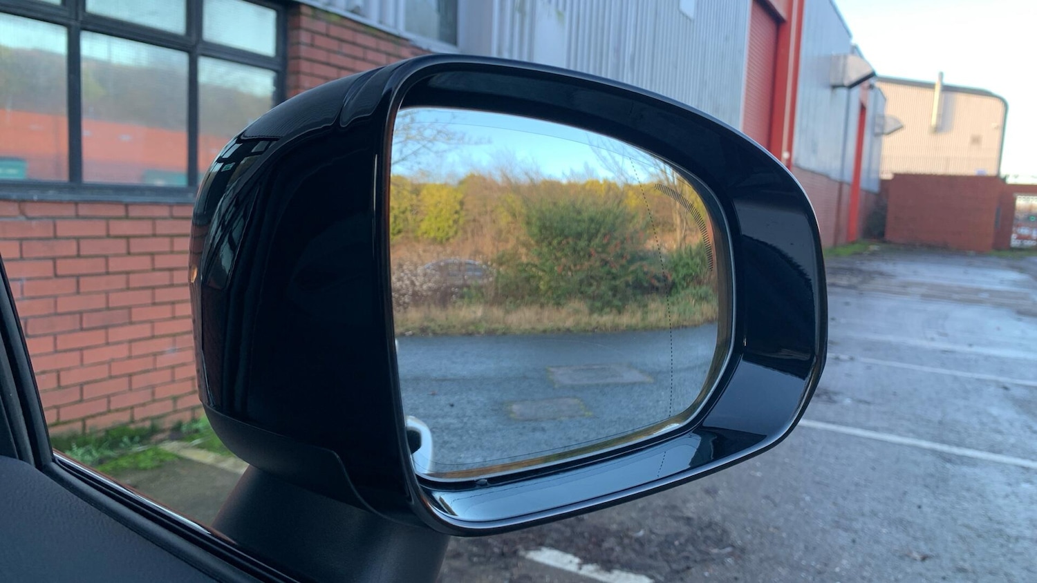 Used Volvo XC60 2025 for sale - 77230398: Photo 32