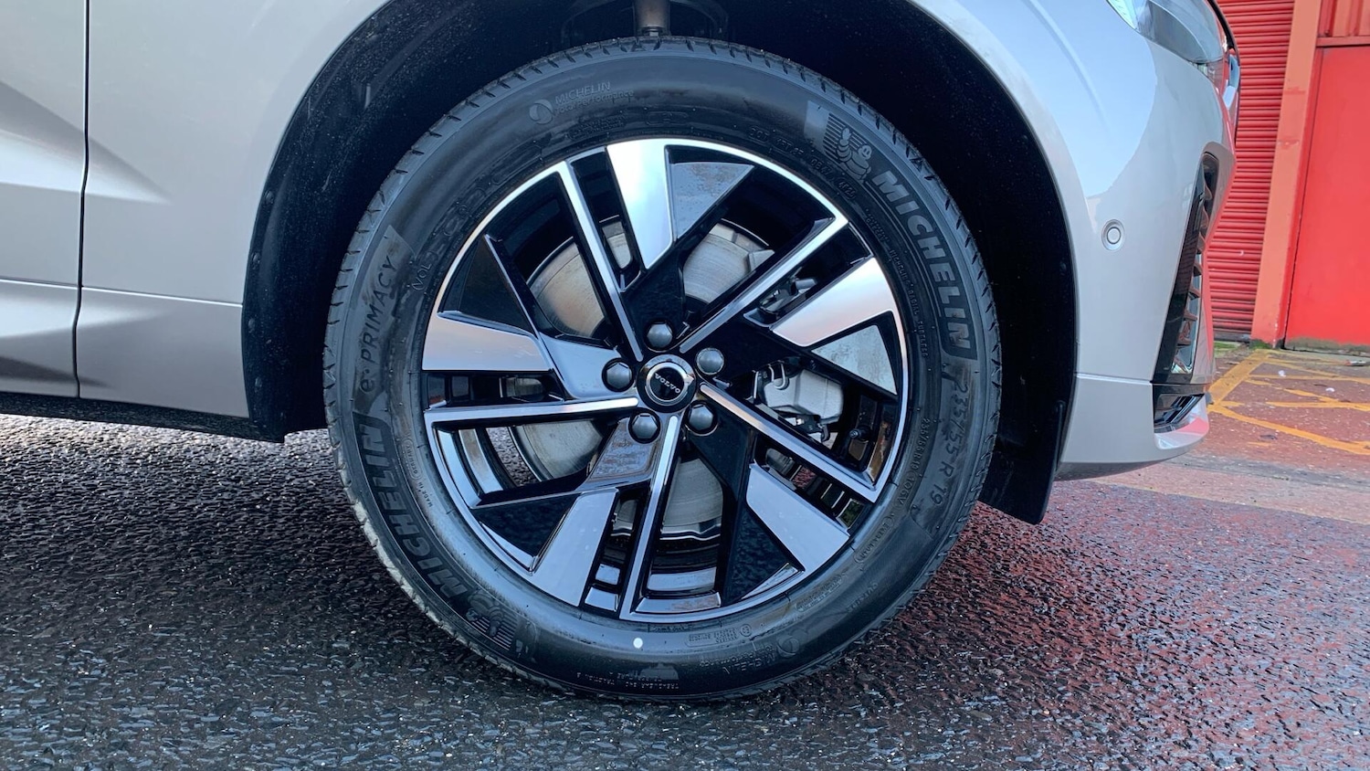 Used Volvo XC60 2025 for sale - 77230398: Photo 9