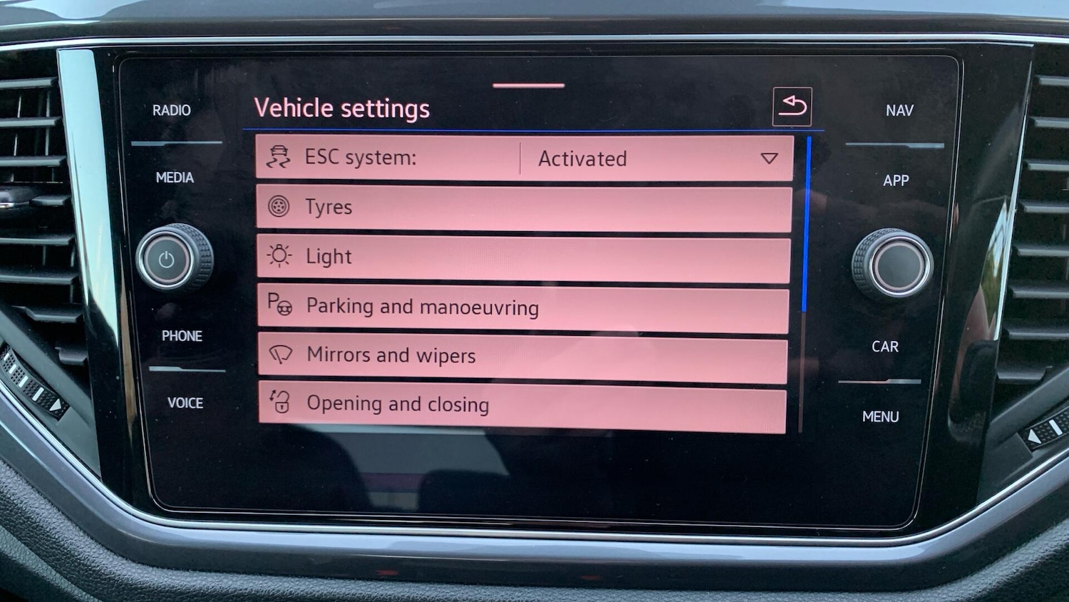 Used Volkswagen T-Roc 2021 for sale - 76824384: Photo 17