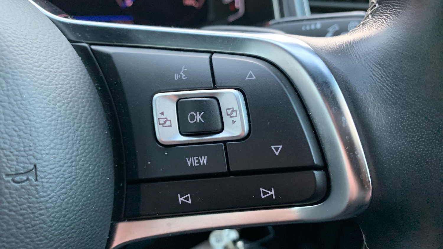 Used Volkswagen T-Roc 2021 for sale - 76824384: Photo 22