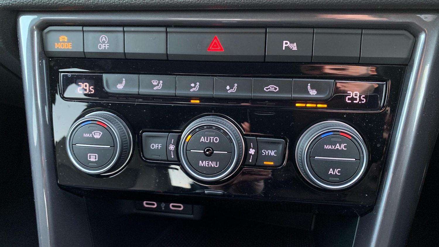 Used Volkswagen T-Roc 2021 for sale - 76824384: Photo 27