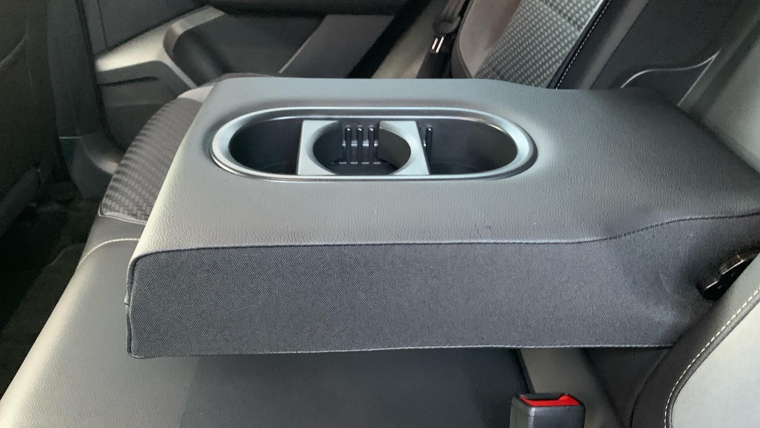 Used Volkswagen T-Roc 2021 for sale - 76824384: Photo 34