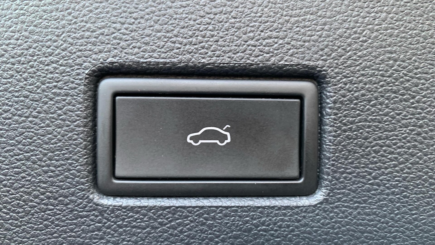 Used Volkswagen T-Roc 2021 for sale - 76824384: Photo 35