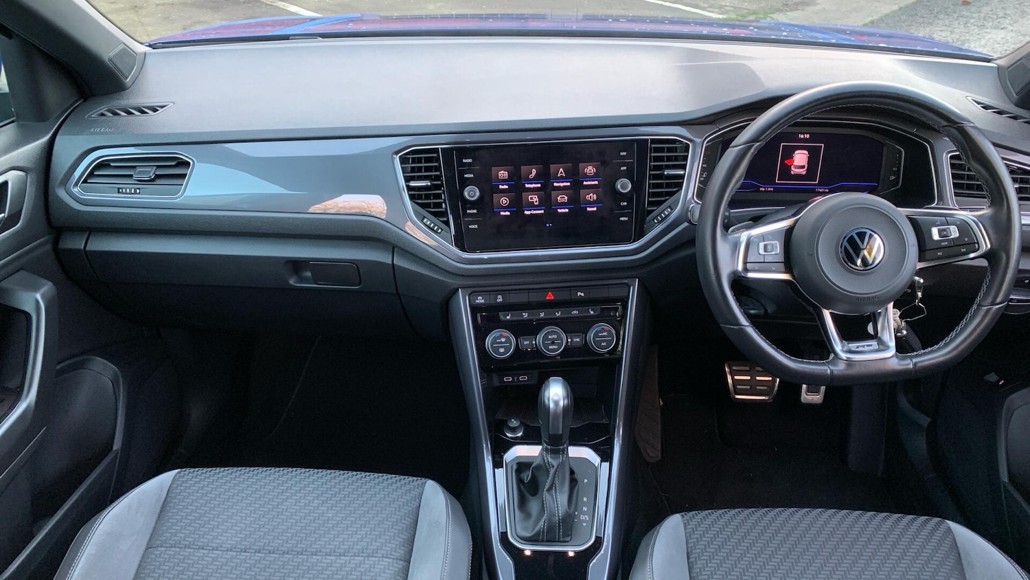 Used Volkswagen T-Roc 2021 for sale - 76824384: Photo 5