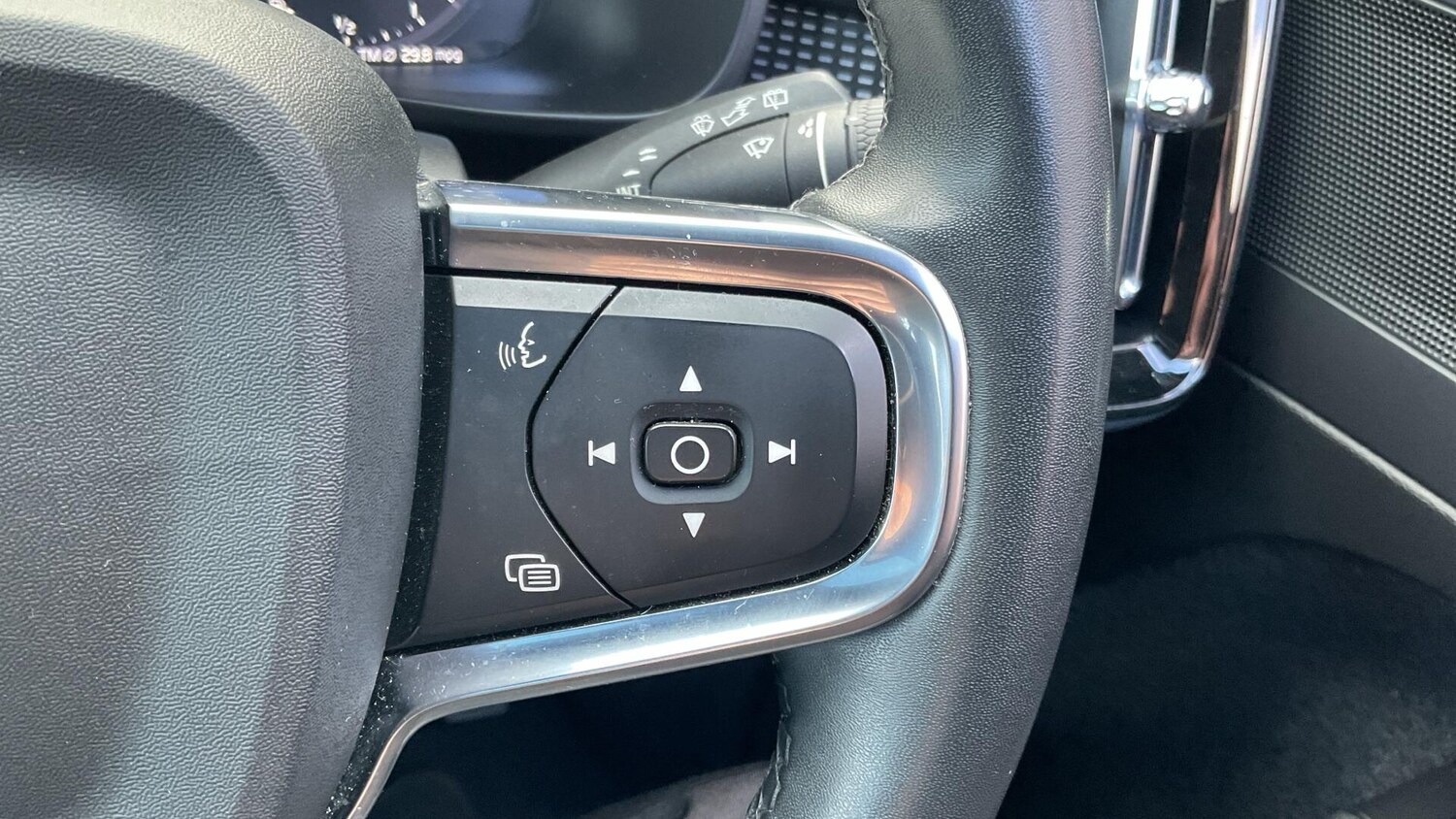 Used Volvo XC40 for sale - 77839985: Photo 22