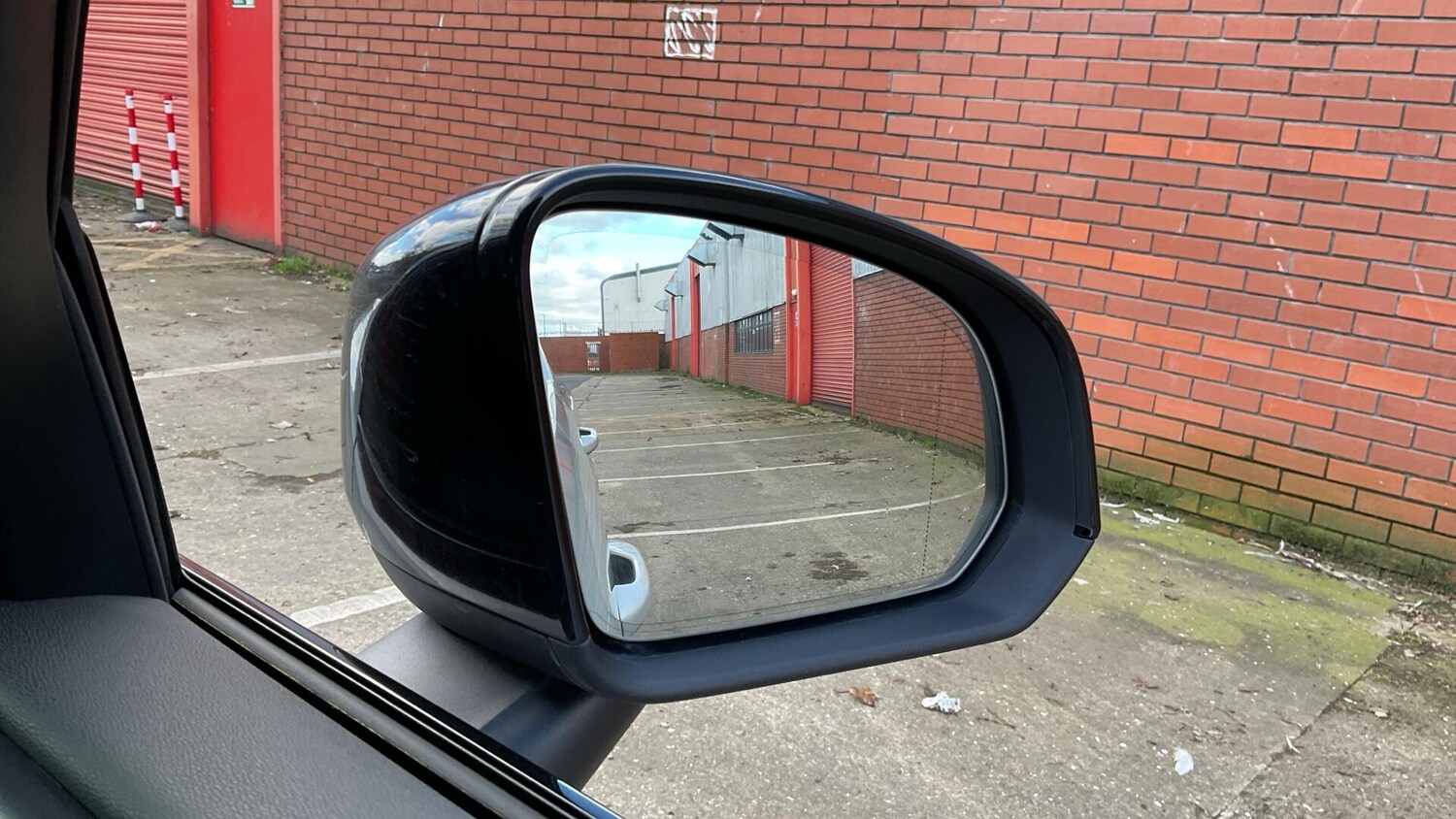 Used Volvo XC40 for sale - 77839985: Photo 32