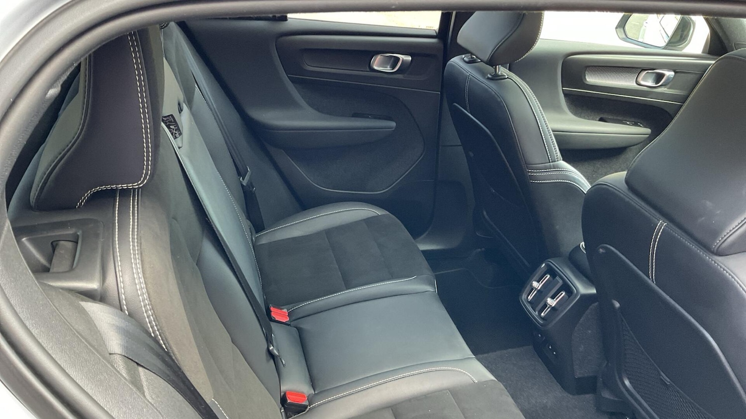 Used Volvo XC40 for sale - 77839985: Photo 6