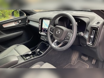 Used Volvo XC40 2022 for sale - 78866686: Photo