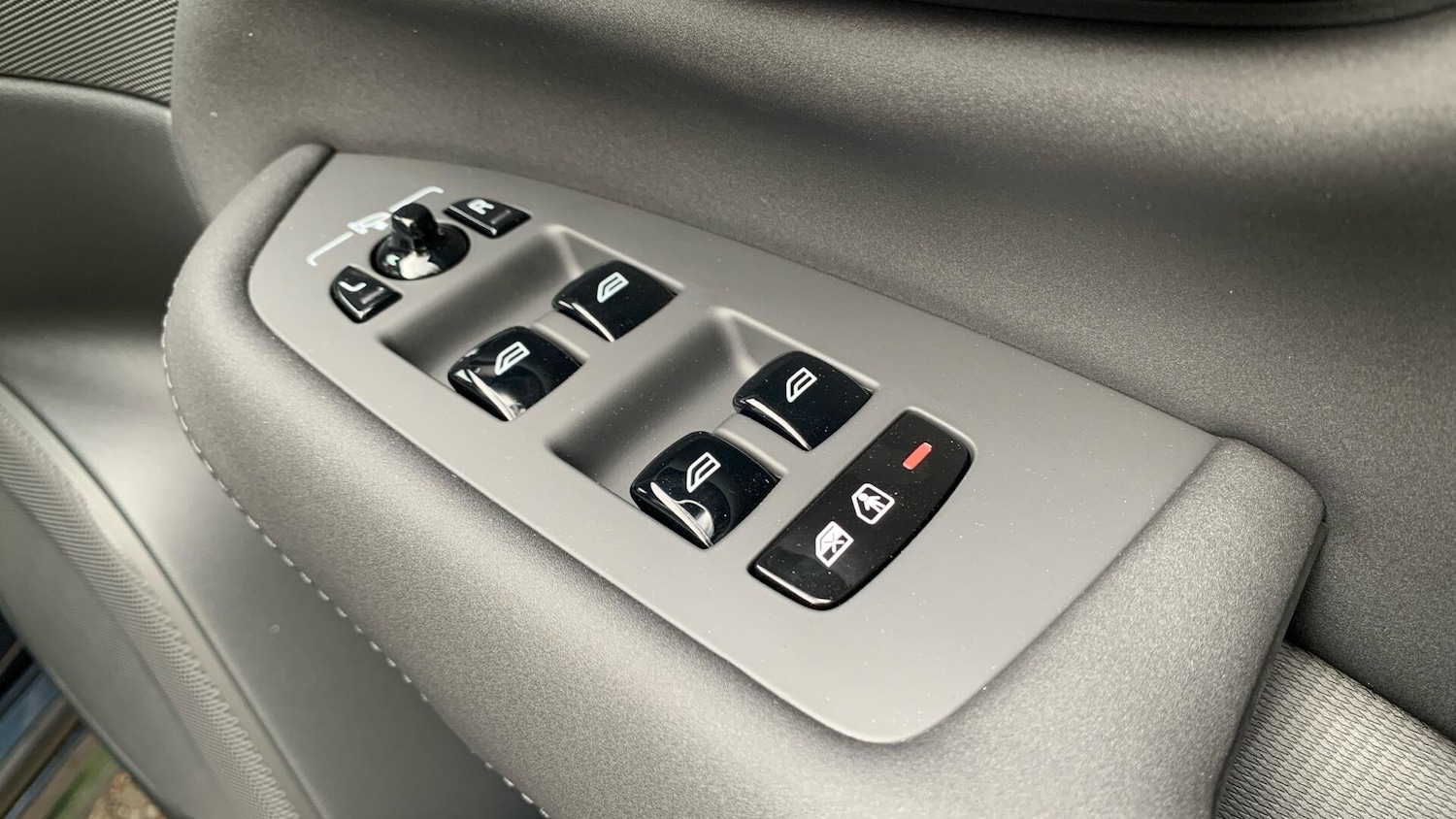 Used Volvo XC90 for sale - 77191995: Photo 25