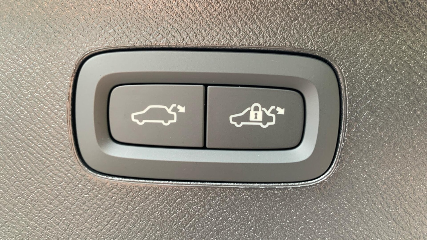 Used Volvo XC90 for sale - 77191995: Photo 36