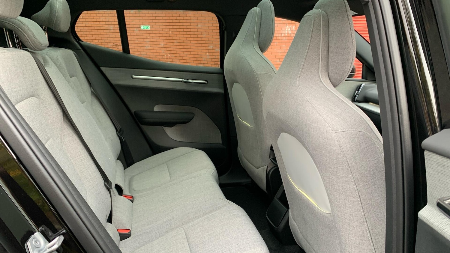Used Volvo EX30 2025 for sale - 76336174: Photo 6