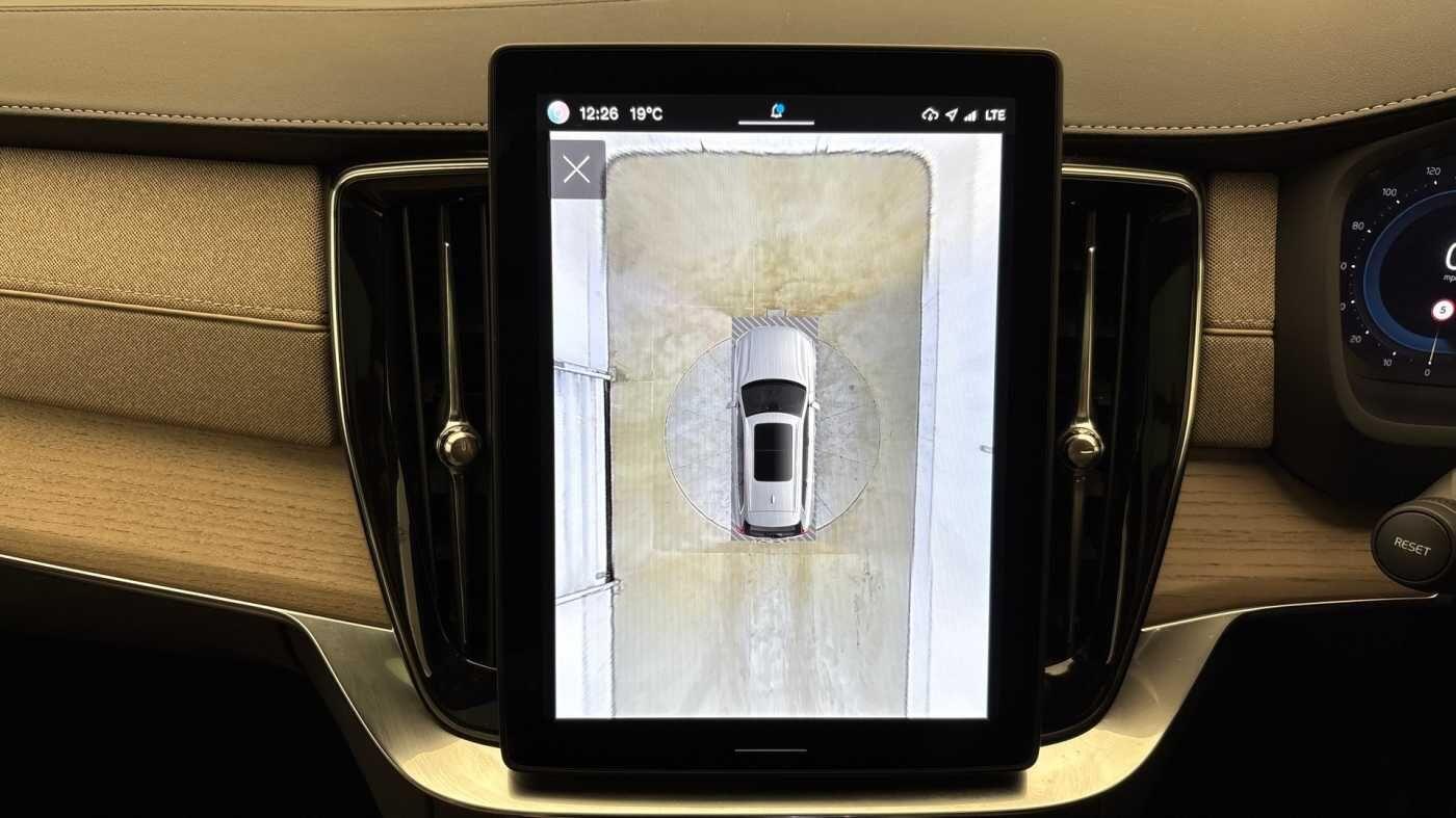 Used Volvo XC90 2025 for sale - 76823875: Photo 43