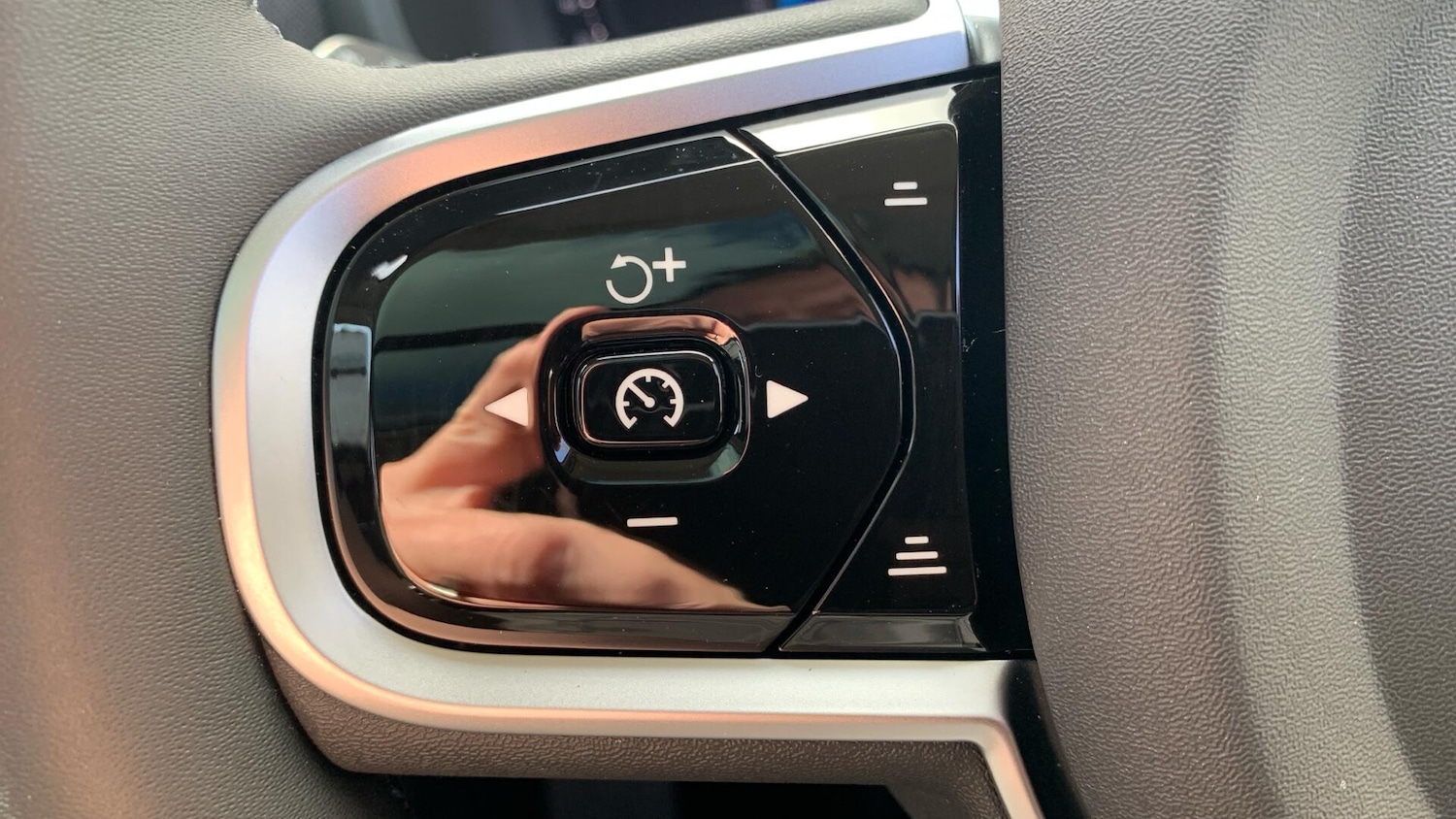 Used Volvo XC90 2026 for sale - 78047182: Photo 21