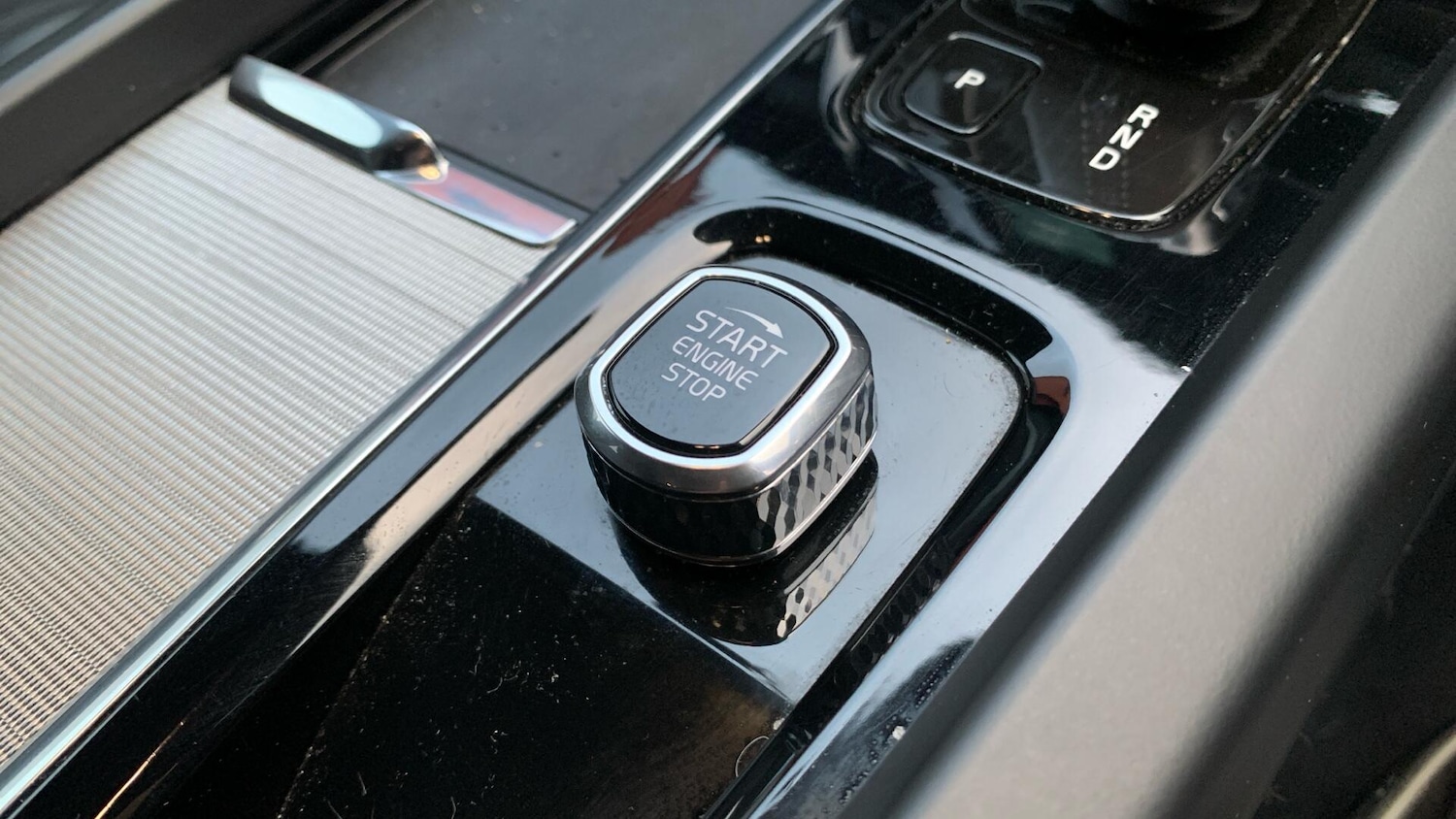 Used Volvo XC60 for sale - 77330980: Photo 28