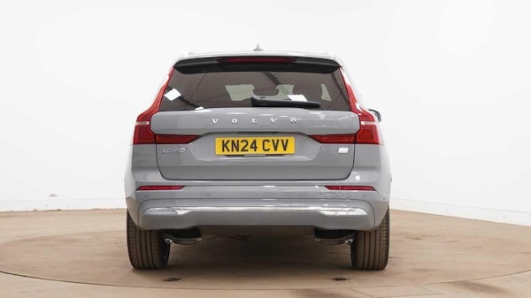 Used Volvo XC60 2024 for sale - 74294482: Photo 4