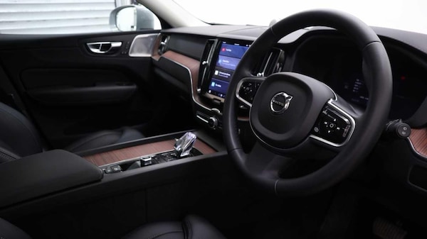 Used Volvo XC60 2024 for sale - 74294482: Photo 9