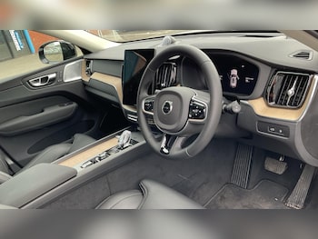 Used Volvo XC60 2026 for sale - 78810180: Photo