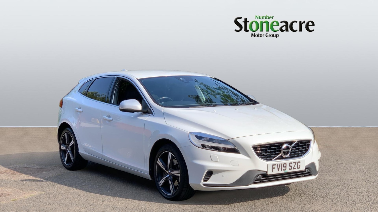 Used Volvo V40 2019 for sale - 76166749: Photo 1