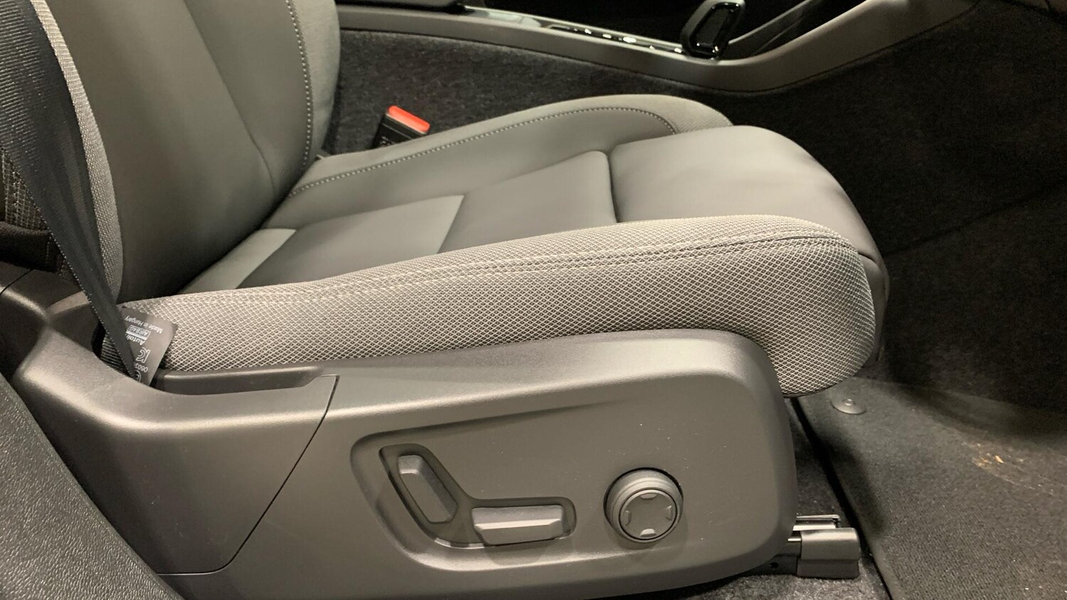 Used Volvo EX40 2026 for sale - 78048225: Photo 30