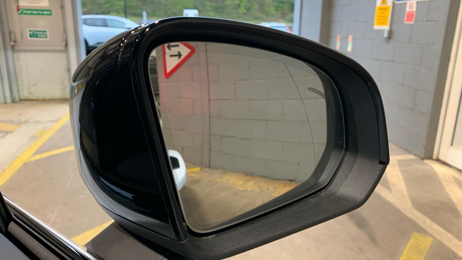 Used Volvo EX40 2026 for sale - 78048225: Photo 32