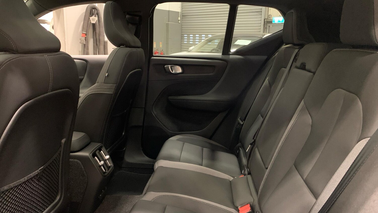 Used Volvo EX40 2026 for sale - 78048225: Photo 33