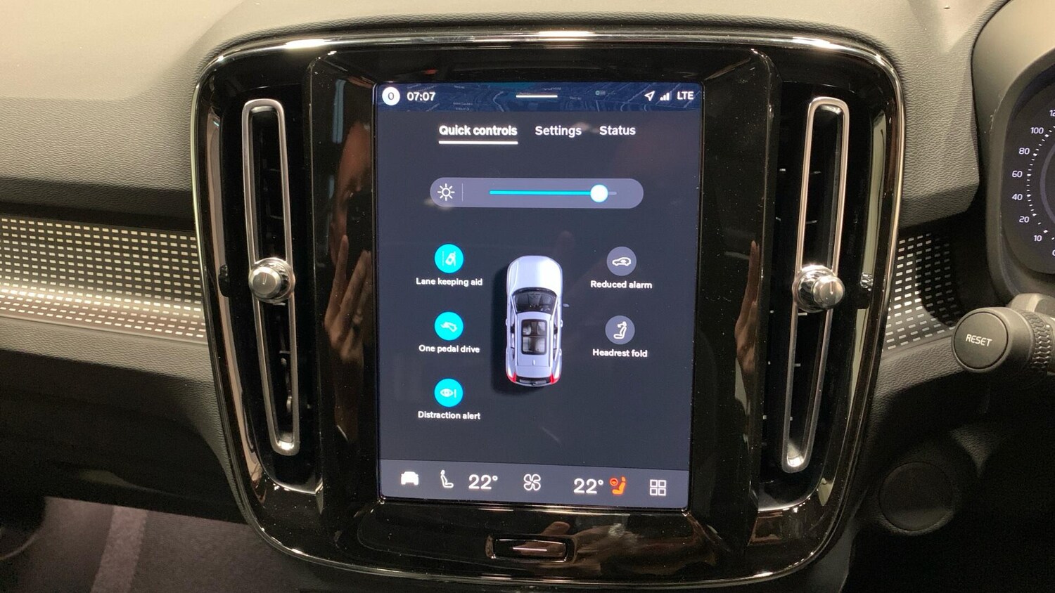 Used Volvo EX40 2026 for sale - 78048225: Photo 40