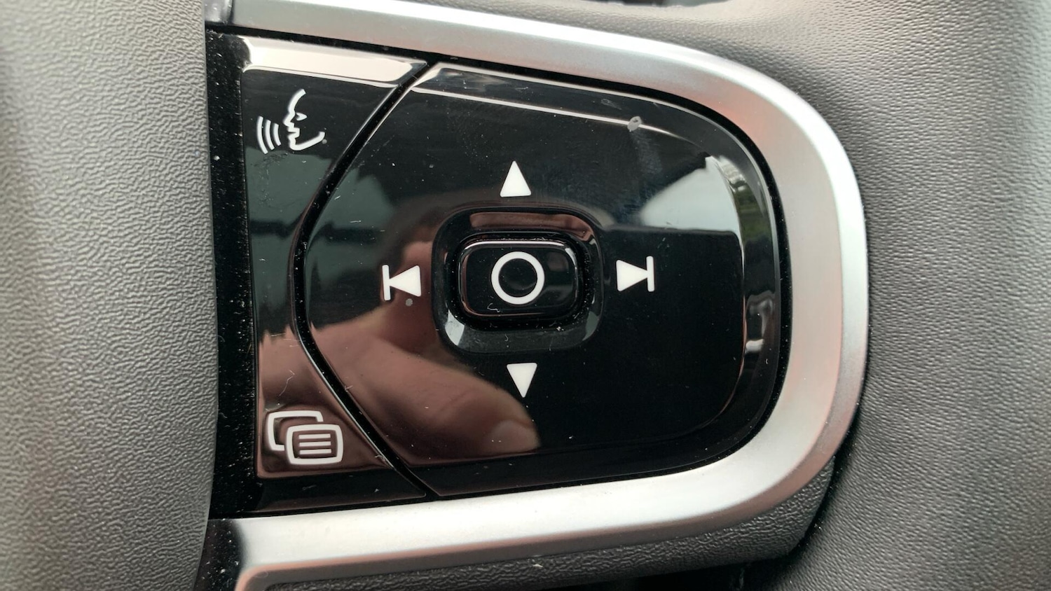 Used Volvo XC60 for sale - 77331551: Photo 22