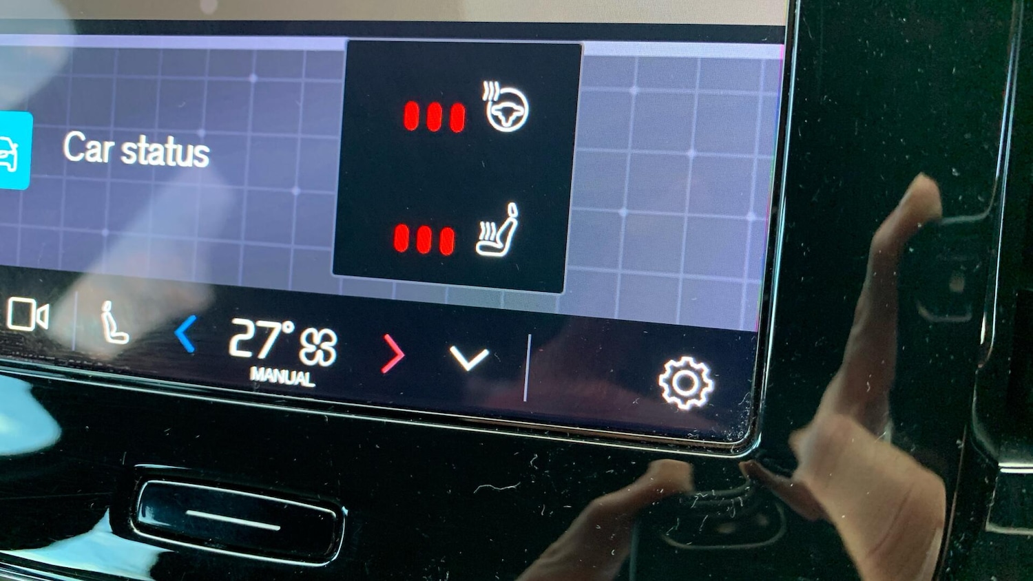 Used Volvo XC40 2023 for sale - 77202559: Photo 25